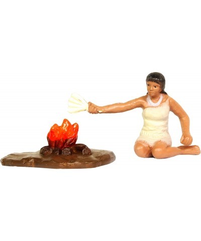 Safari Ltd Powhatan Indians TOOB With 12 Historical Figurine Toys Including a Camp Fire Powhatan Woman Cooking a Fox Stretche...