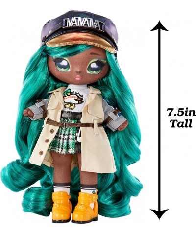 Glam Series 2 Mallory Duckington - Duck-Inspired 7.5" Fashion Doll with Green Hair and Metallic Clip-on Duck Purse 2-in-1 Gif...