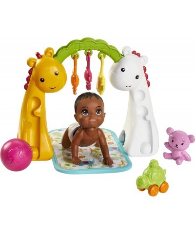 Skipper Babysitters Inc. Crawling and Playtime Playset with Baby Doll with Bobbling Head and Bottom Floor Gym Blanket and 6 T...