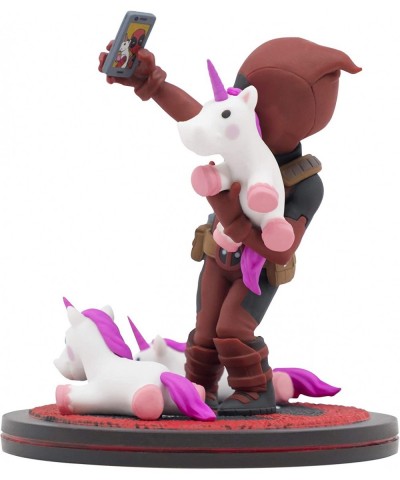 Deadpool Unicorn Selfie Q-Fig Max Toons Figure Multi-Colored $47.46 Action Figures